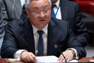 china-pede-cessar-fogo-imediato-no-ira-e-fim-do-uso-da-forca