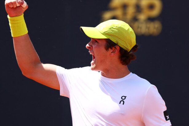 joao-fonseca-avanca-em-atp-de-eastbourne,-ultimo-antes-de-wimbledon
