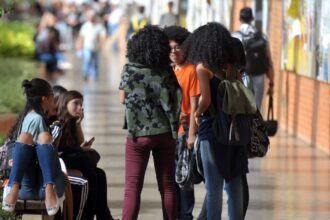 acoes-afirmativas-mudaram-cara-da-universidade-no-brasil,-diz-estudo