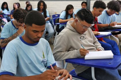 pe-de-meia:-nascidos-em-maio-e-junho-recebem-hoje-parcela-de-r$-200
