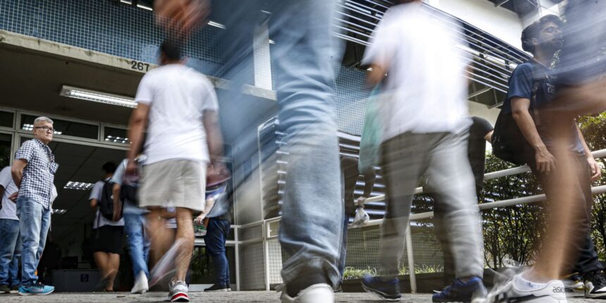 prazo-para-pagar-taxa-de-inscricao-do-enem-2025-vai-ate-sexta-feira