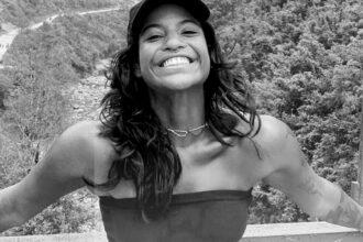 socorristas-voluntarios-que-trabalharam-no-resgate-homenageiam-juliana