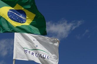 presidentes-vao-flexibilizar-tarifas-comerciais-do-mercosul