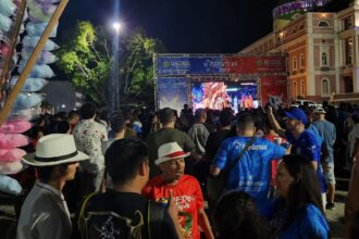 festival-de-parintins-vai-ate-domingo-com-bois-caprichoso-e-garantido