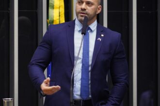moraes-determina-que-daniel-silveira-seja-submetido-a-pericia-medica