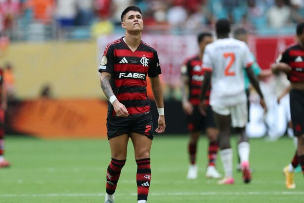 bayern-vence-flamengo-por-4-a-2-e-marca-encontro-com-o-psg