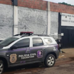 mulher-e-presa-em-flagrante-suspeita-de-tentar-entrar-com-celular-e-cocaina-em-presidio