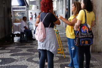 mec-quer-estender-pe-de-meia-a-todos-do-ensino-medio-da-rede-publica