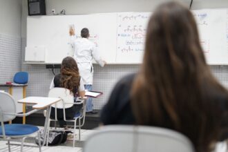premio-jovem-cientista-recebe-inscricoes-ate-dia-31