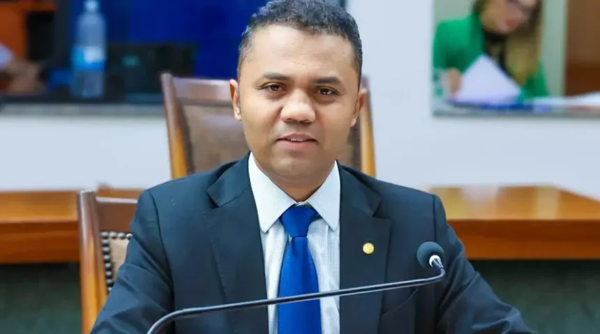 psb-desiste-de-cobrar-r$-123,7-mil-em-contribuicoes-partidarias-de-moisemar-marinho