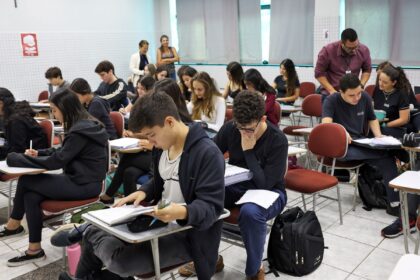 fies-2025:-estudantes-devem-complementar-cadastro-ate-sexta