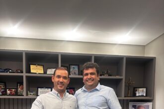 vicentinho-junior-ganha-apoio-do-prefeito-de-lizarda-na-corrida-ao-senado
