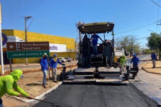 obras-em-palmas:avenida-goiasrecebenovo-asfalto-eiluminacao-led