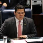 com-plenario-obstruido,-senado-tera-sessao-remota,-diz-alcolumbre