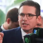 hugo-motta-envia-a-corregedoria-pedido-de-afastamento-de-15-deputados-apos-motim-na-camara