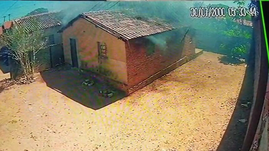 mulher-e-indiciada-por-incendiar-casa-em-paraiso-do-tocantins-e-expor-filho-a-risco-de-morte