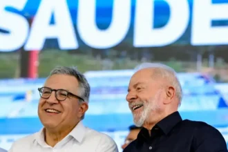 lula-defende-mais-medicos-e-relacao-com-cuba-apos-sancao-dos-eua