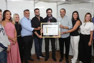 padre-fabio-de-melo-recebe-titulo-de-cidadao-tocantinense-em-festa-do-senhor-do-bonfim