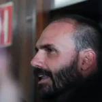 presidente-da-camara,-hugo-motta,-envia-pedido-para-cassar-eduardo-bolsonaro-ao-conselho-de-etica