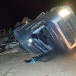 motorista-morre-preso-as-ferragens-apos-caminhao-tombar-em-estrada-na-zona-rural