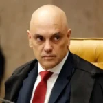 nao-ha-chance-de-recuar-um-milimetro,-diz-moraes-ao-washington-post